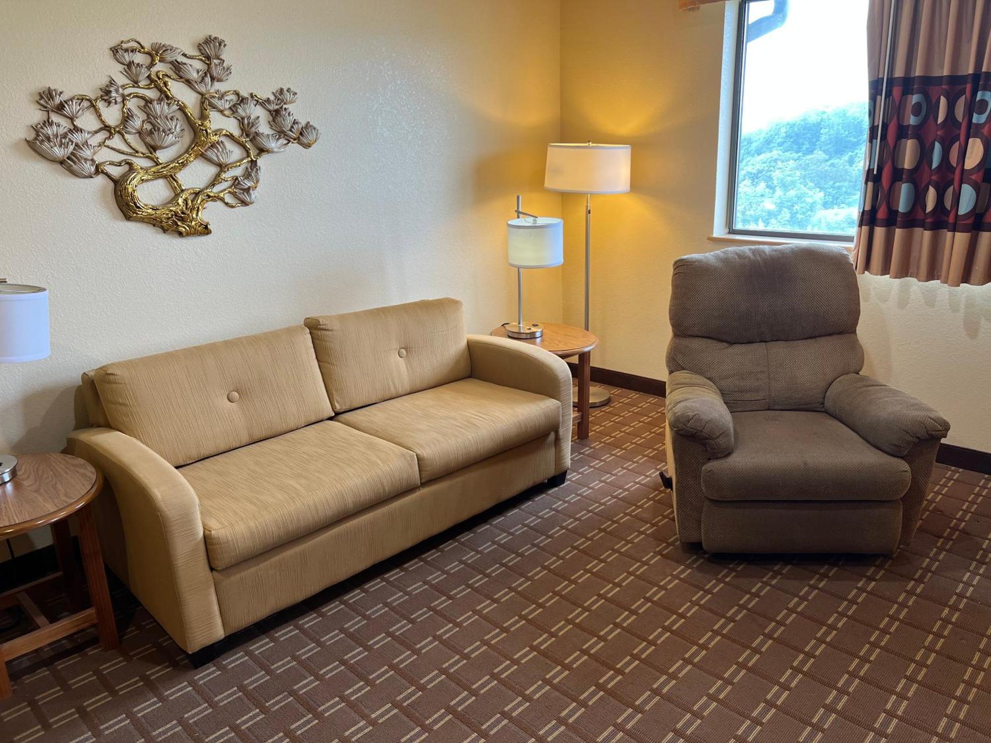 Super 8 By Wyndham Altoona