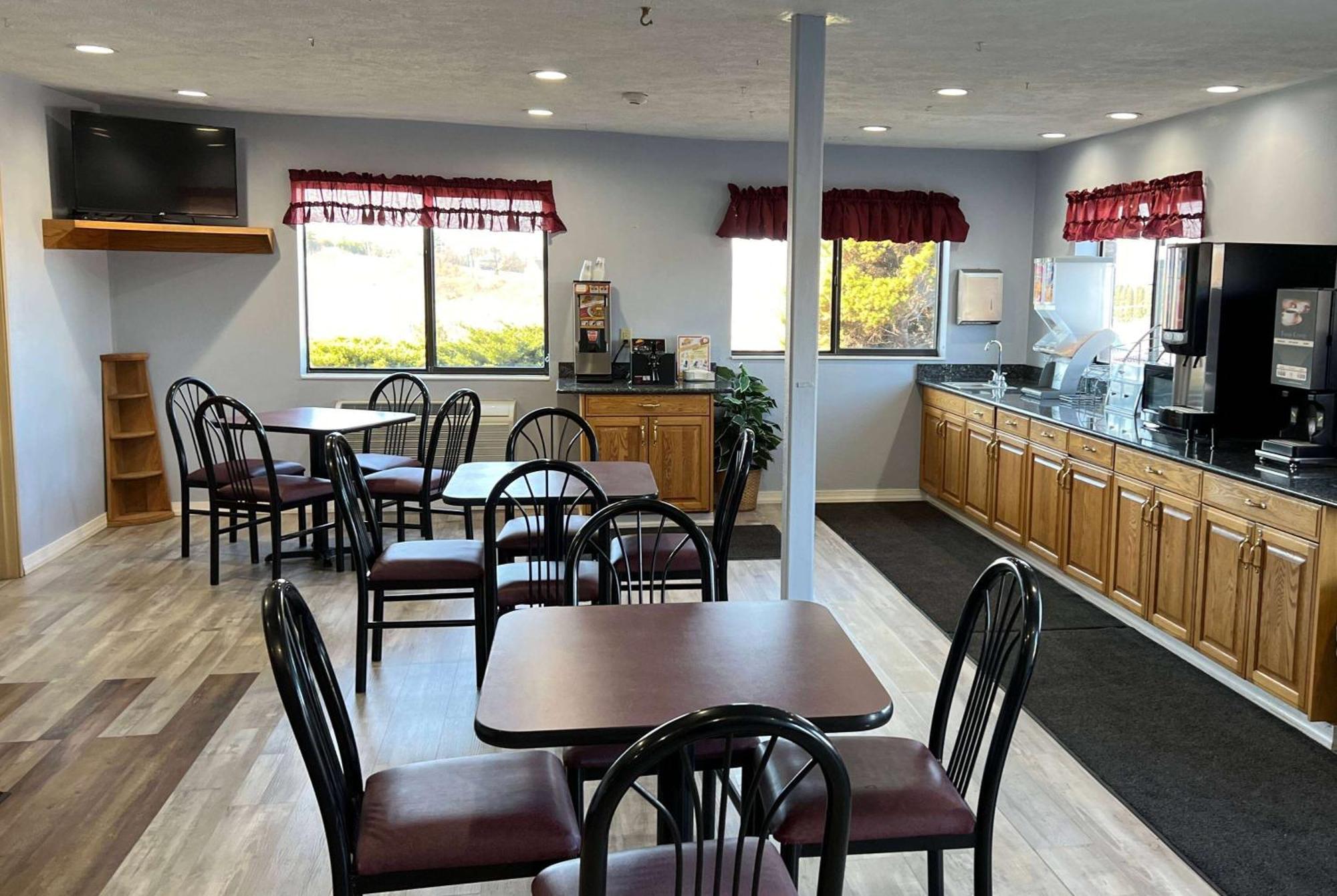 Super 8 By Wyndham